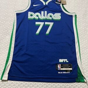 Nike Blue and Green Basketball Jersey